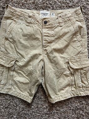 Abercrombie & Fitch Men's Khaki Cargo Shorts